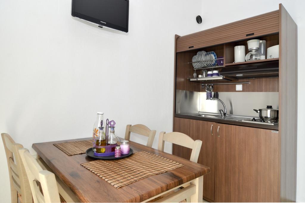 Apartament Inanthi Potos Zewnętrze zdjęcie