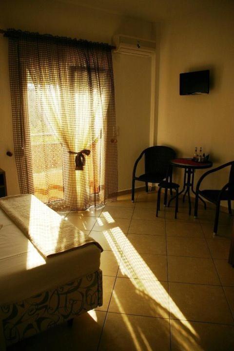 Apartament Inanthi Potos Pokój zdjęcie